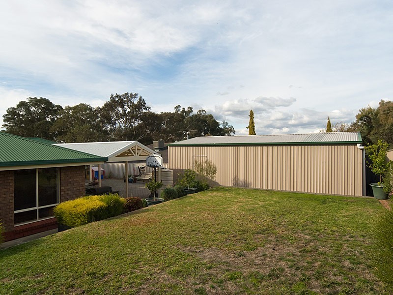 115 Hurling Drive, Mount Barker SA 5251