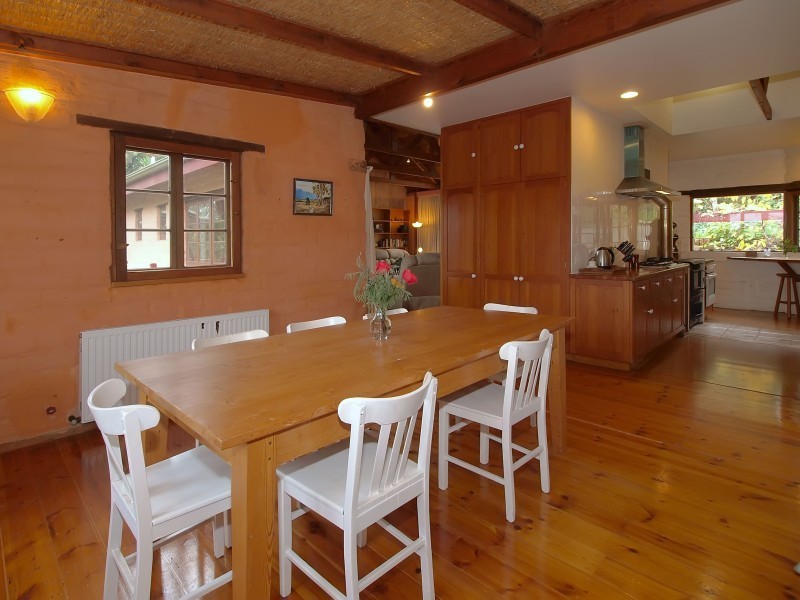 81 Charlick Road, Crafers West SA 5152