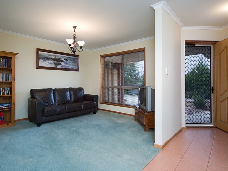 8 Brideson Court, Mount Barker SA 5251