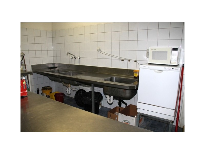 34 & 34a Mawson Road, Meadows SA 5201