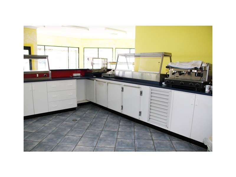 34 & 34a Mawson Road, Meadows SA 5201