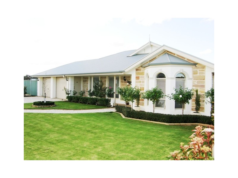 38 Strathmont Drive, Strathalbyn SA 5255