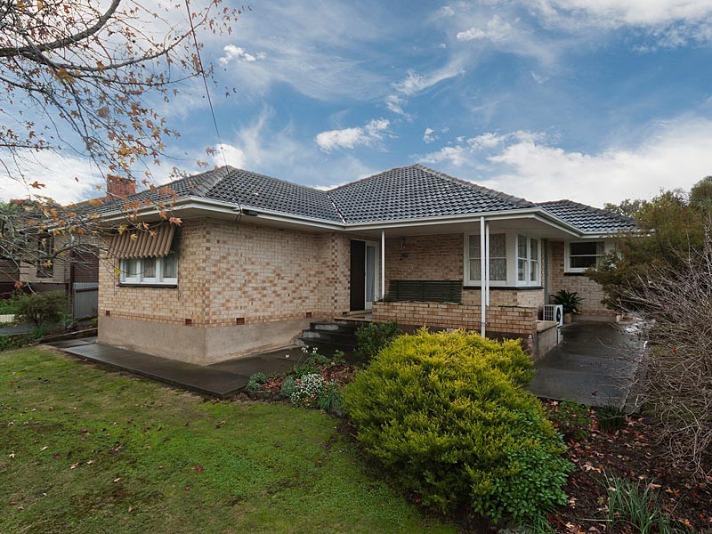 60 Adelaide Road, Mount Barker SA 5251