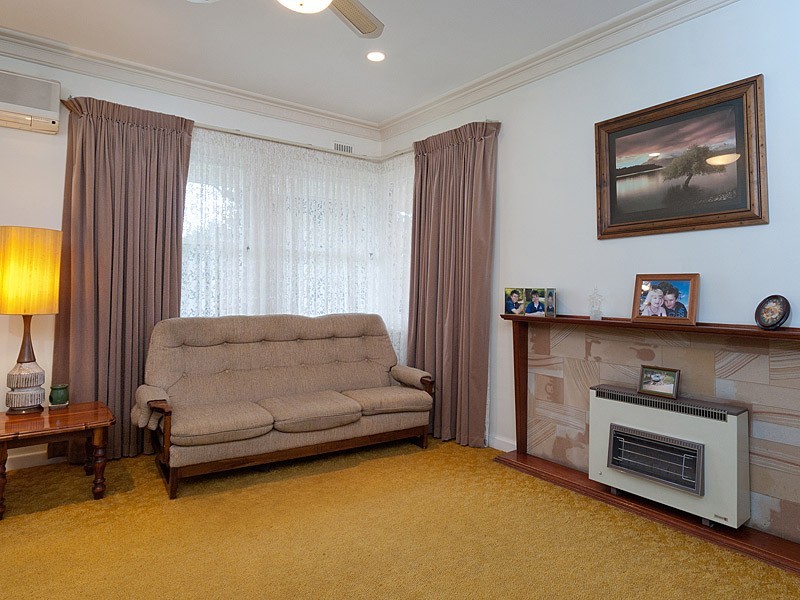 60 Adelaide Road, Mount Barker SA 5251