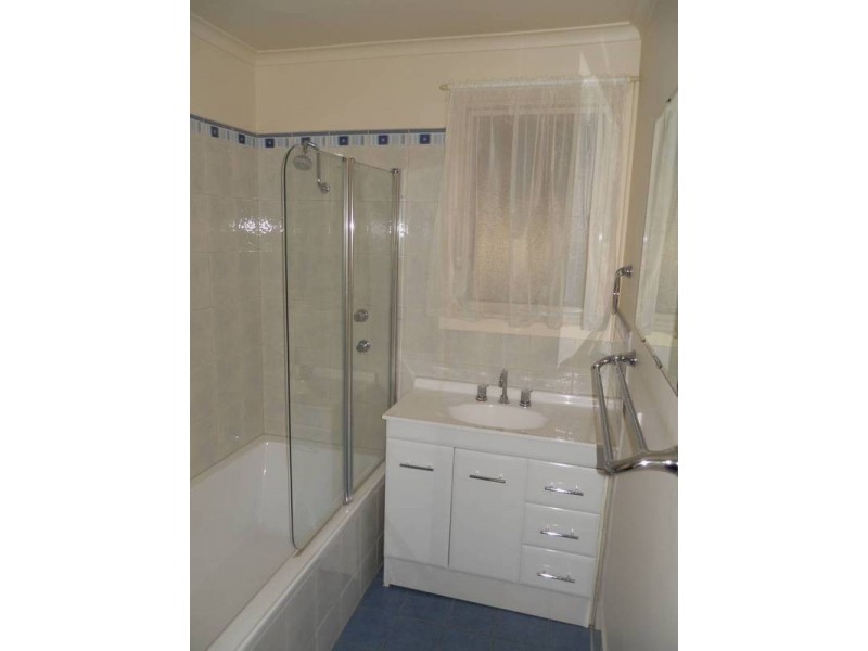 8 Whittaker Terrace, Mount Barker SA 5251