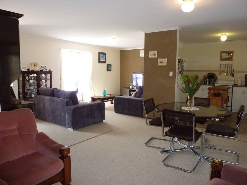 24 Davies Street, Macclesfield SA 5153
