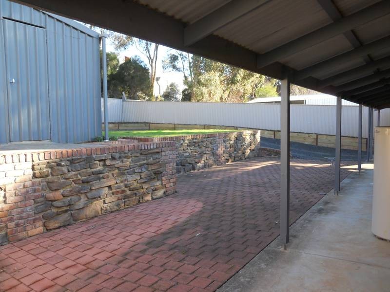 16 Kernutt Court, Mount Barker SA 5251