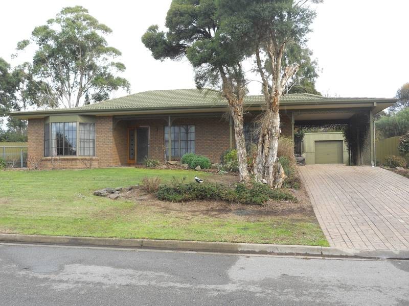 4 Chapman Crescent, Mount Barker SA 5251