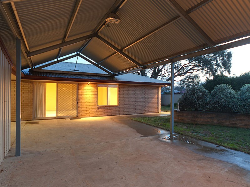 9 Ware Close, Mount Barker SA 5251