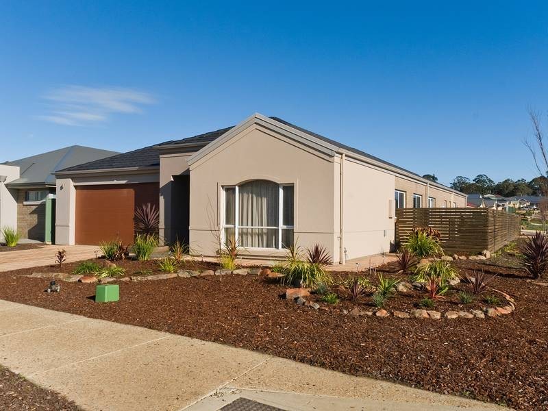 16 Barton Circuit, Mount Barker SA 5251