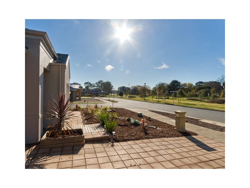 16 Barton Circuit, Mount Barker SA 5251