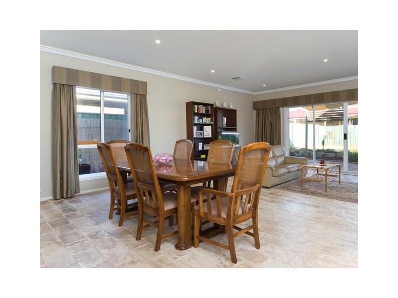 16 Barton Circuit, Mount Barker SA 5251