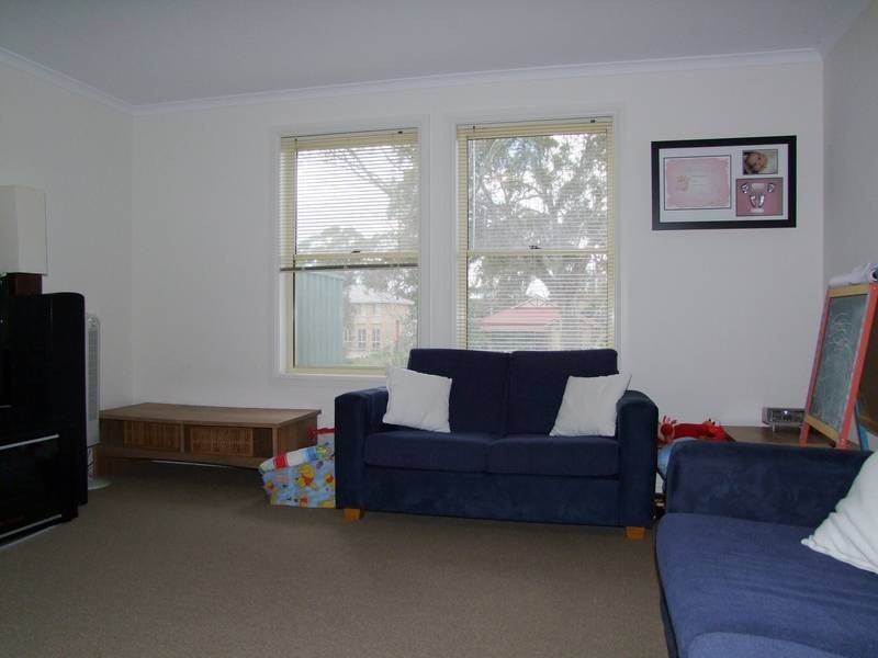 2/11A Albert Road, Mount Barker SA 5251