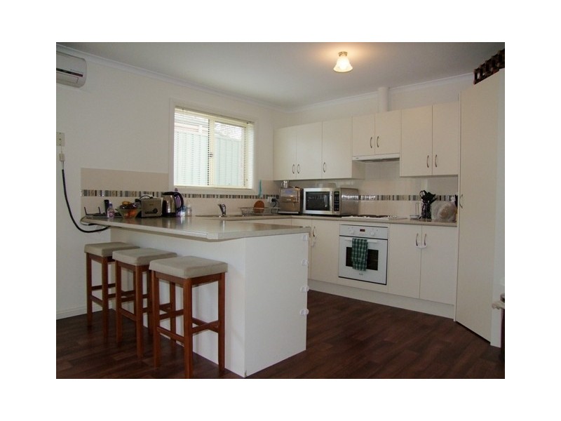 2/11A Albert Road, Mount Barker SA 5251