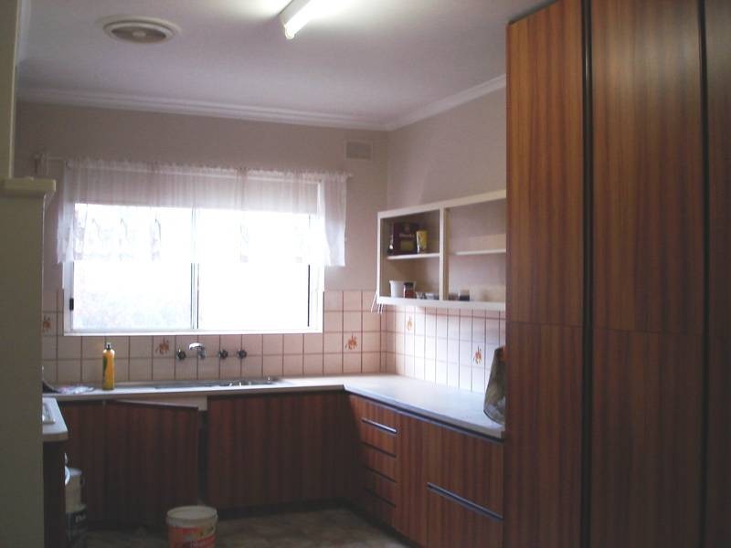 6 Swain Road, Victor Harbor SA 5211