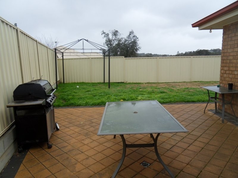 29 Scarborough Way, Mount Barker SA 5251