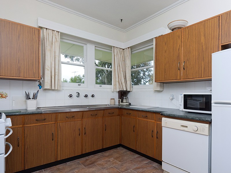 60 Adelaide Road, Mount Barker SA 5251
