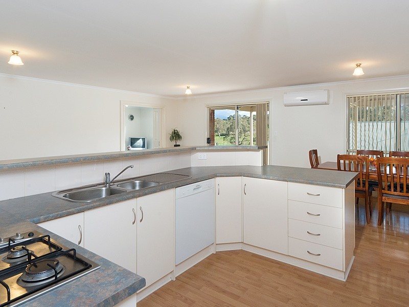 8 Eglinton Street, Mount Barker SA 5251