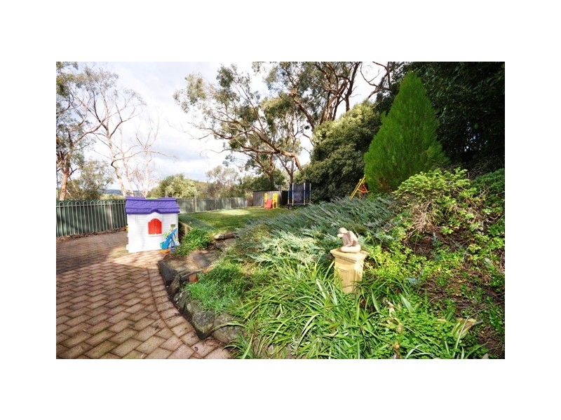 18 Oratava Avenue, Bridgewater SA 5155
