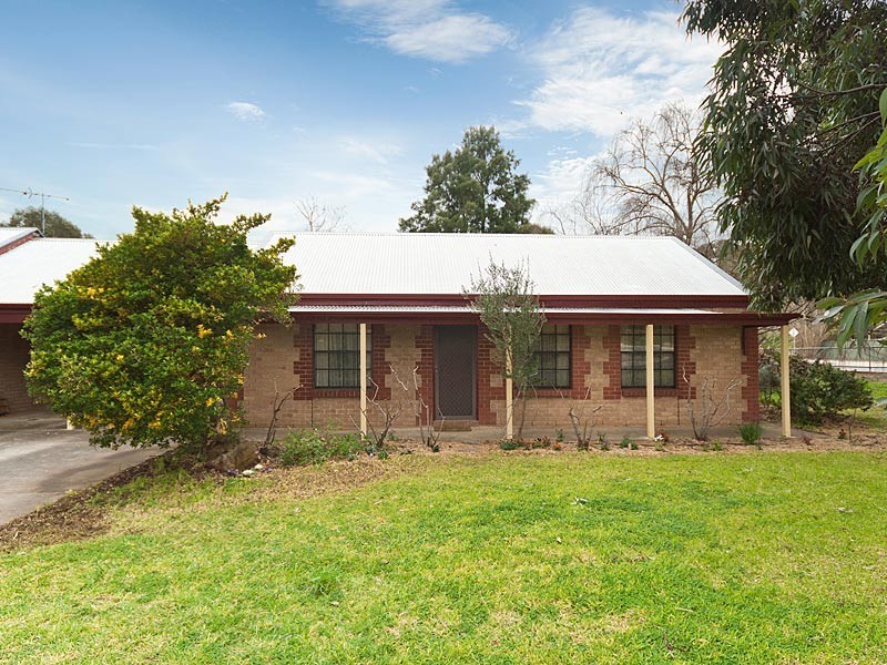 1/2 Bernhardt Court, Mount Barker SA 5251