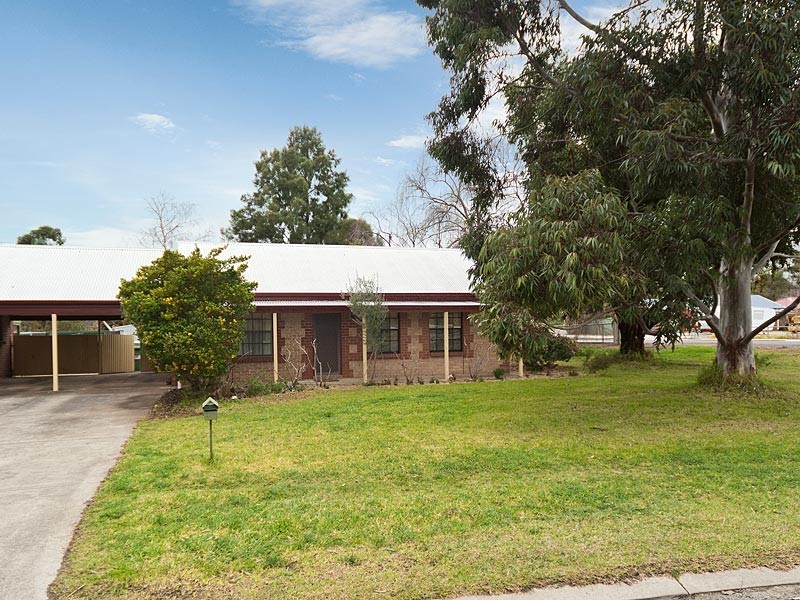 1/2 Bernhardt Court, Mount Barker SA 5251