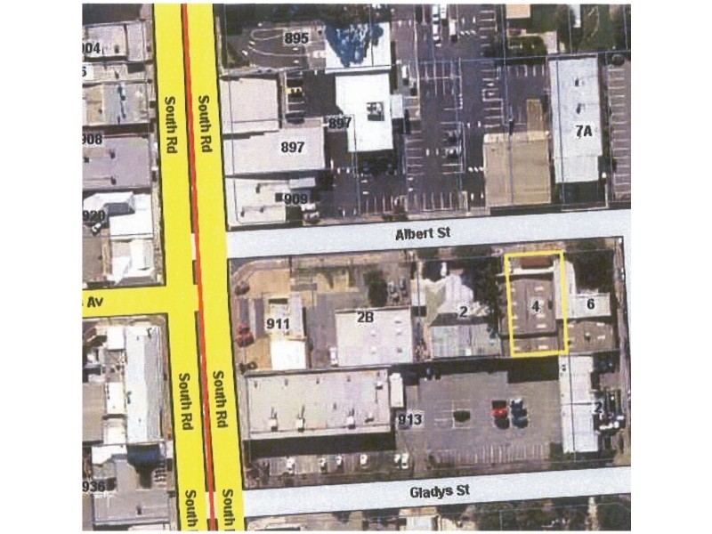 4 Albert Road, Clarence Gardens SA 5039