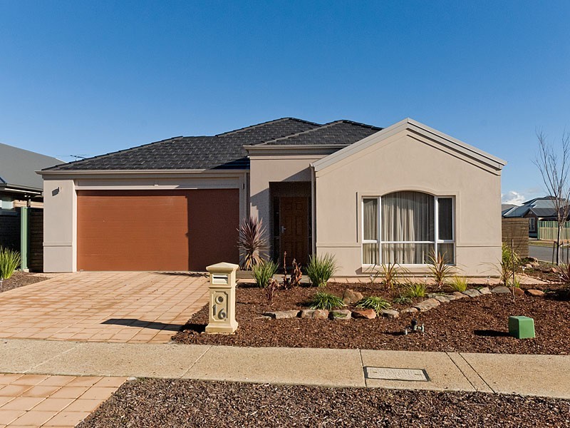 16 Barton Circuit, Mount Barker SA 5251