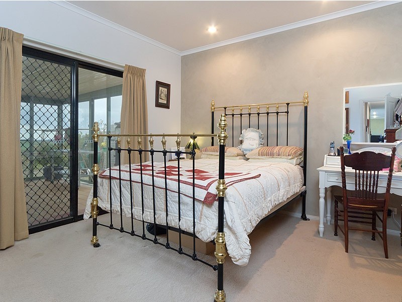 6 Schaefer Court, Mount Barker SA 5251