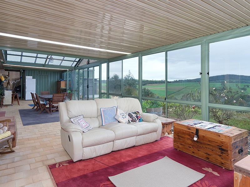 6 Schaefer Court, Mount Barker SA 5251