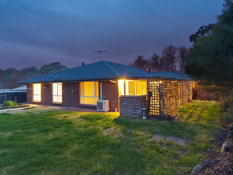 12 Ray Orr Drive, Mount Barker SA 5251