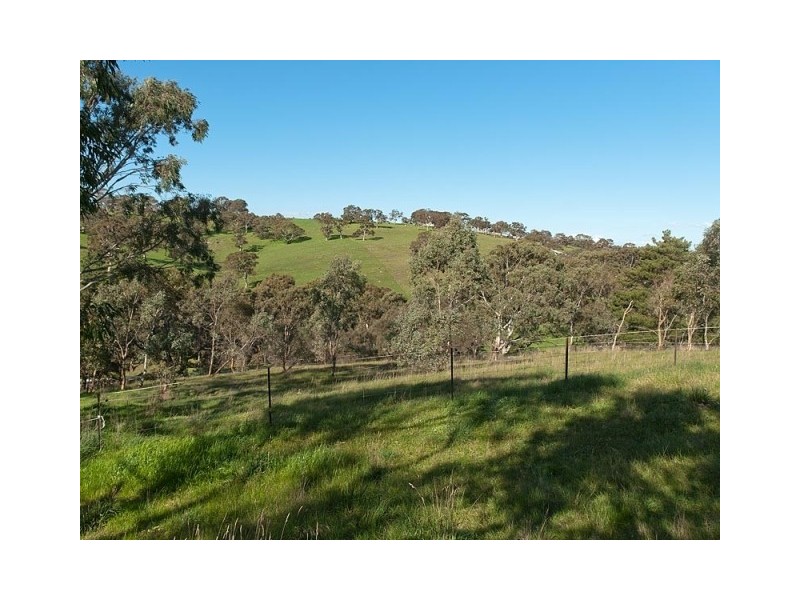 12 Bower Street, Dawesley SA 5252