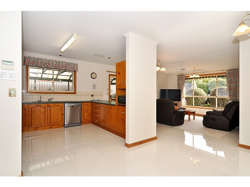 6 Barker Road, Mount Barker SA 5251