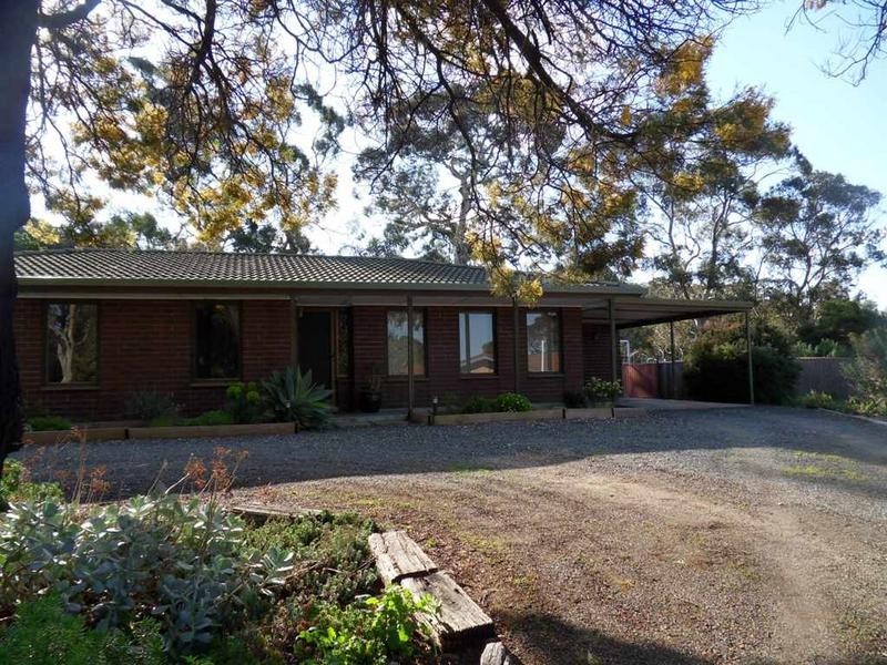 8 Walker Street, Macclesfield SA 5153