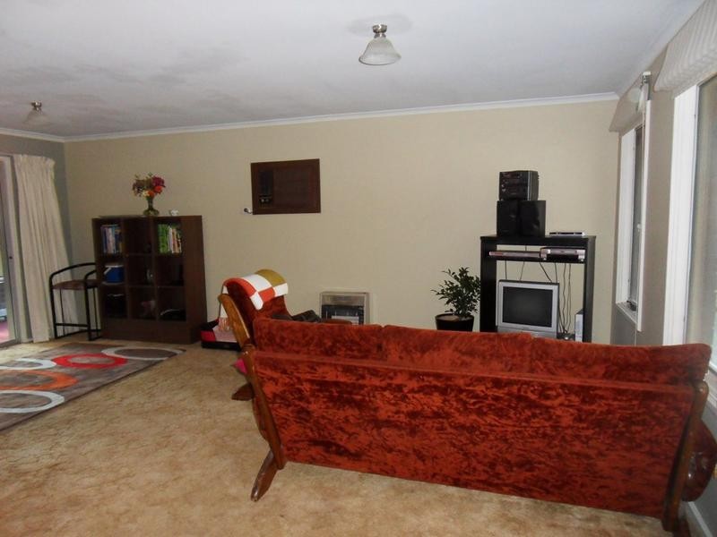 8 Walker Street, Macclesfield SA 5153