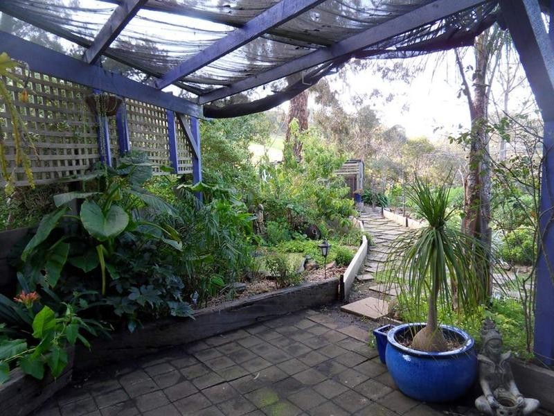 8 Walker Street, Macclesfield SA 5153