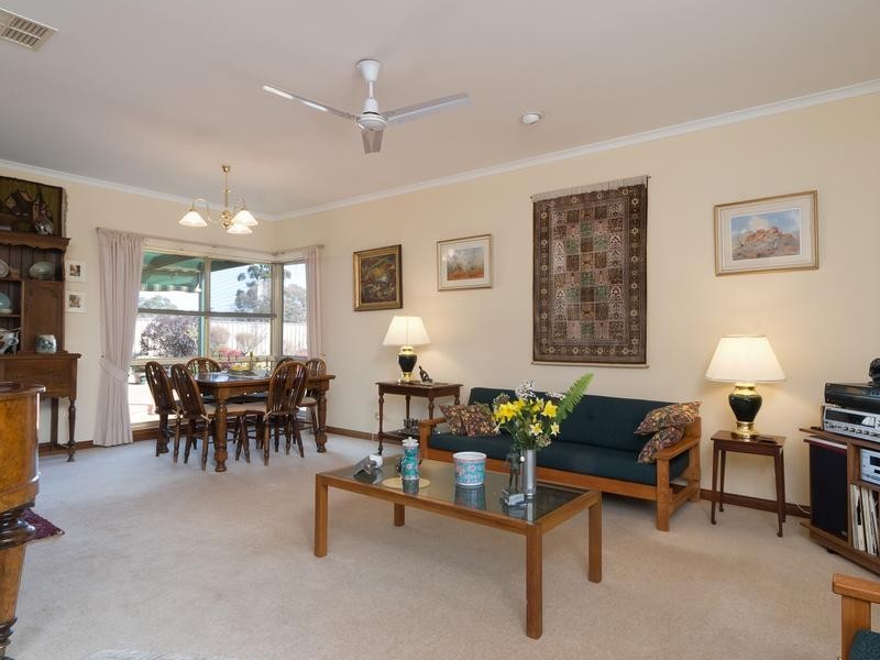 28 Strempel Avenue, Hahndorf SA 5245