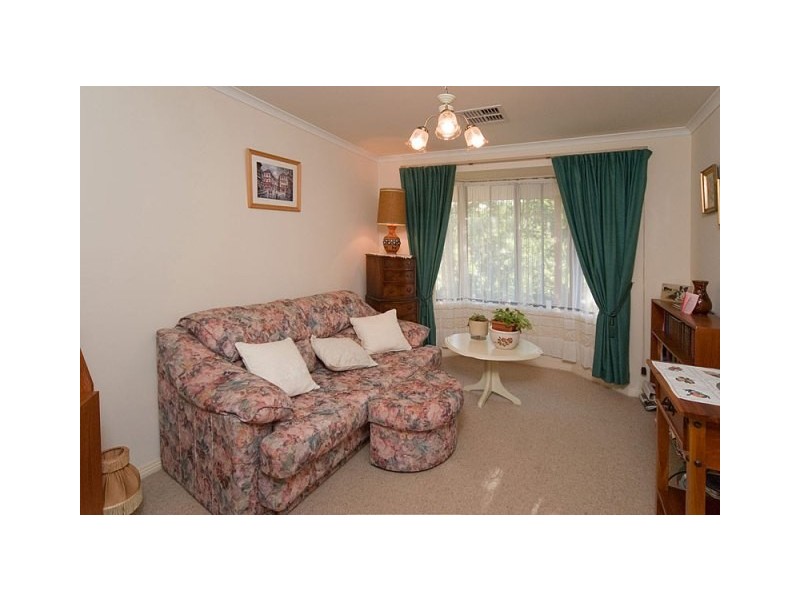 1 Fairfield Road, Mount Barker SA 5251