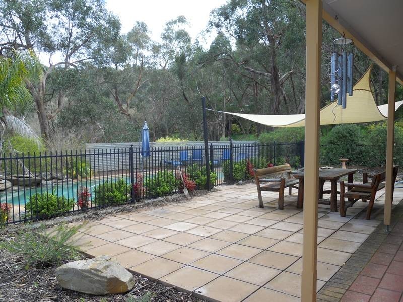 30 Honeysuckle Grove, Bridgewater SA 5155