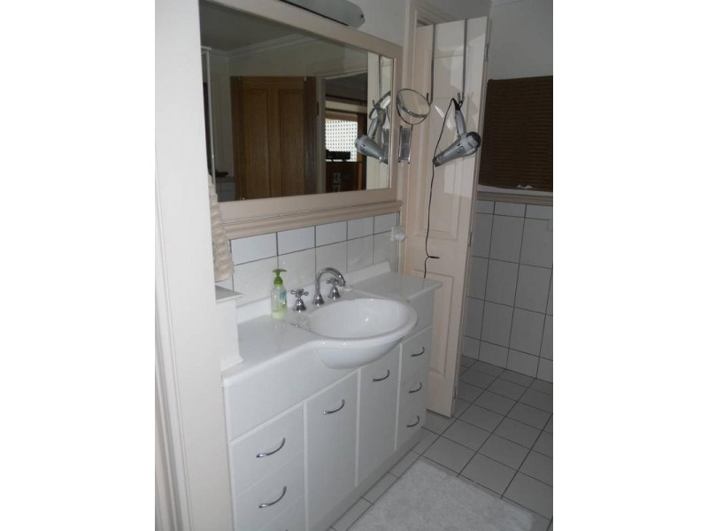 30 Honeysuckle Grove, Bridgewater SA 5155