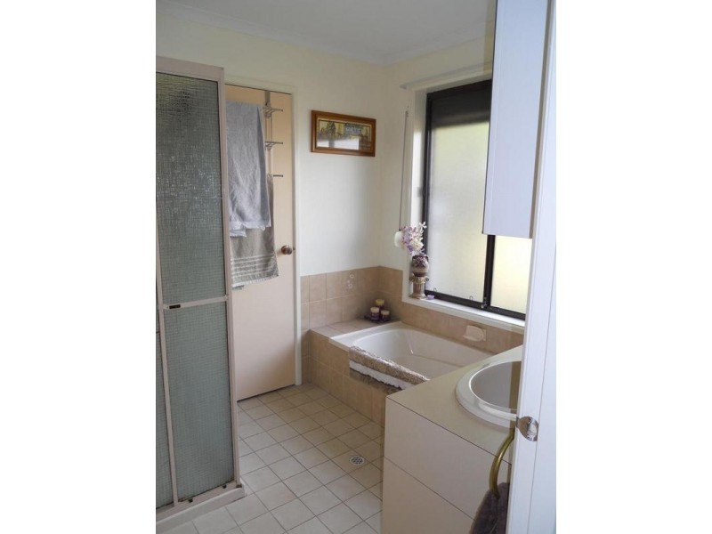 22 Princes Road, Mount Barker SA 5251