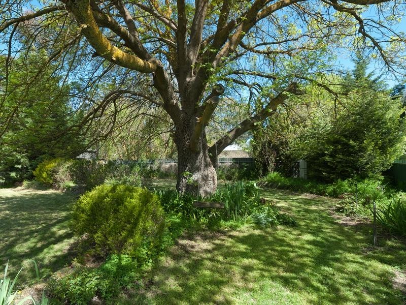 12 Discombe Road, Woodside SA 5244