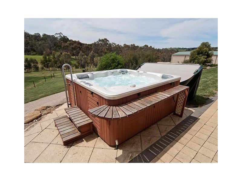18 Yaktanga Way, Mount Barker SA 5251