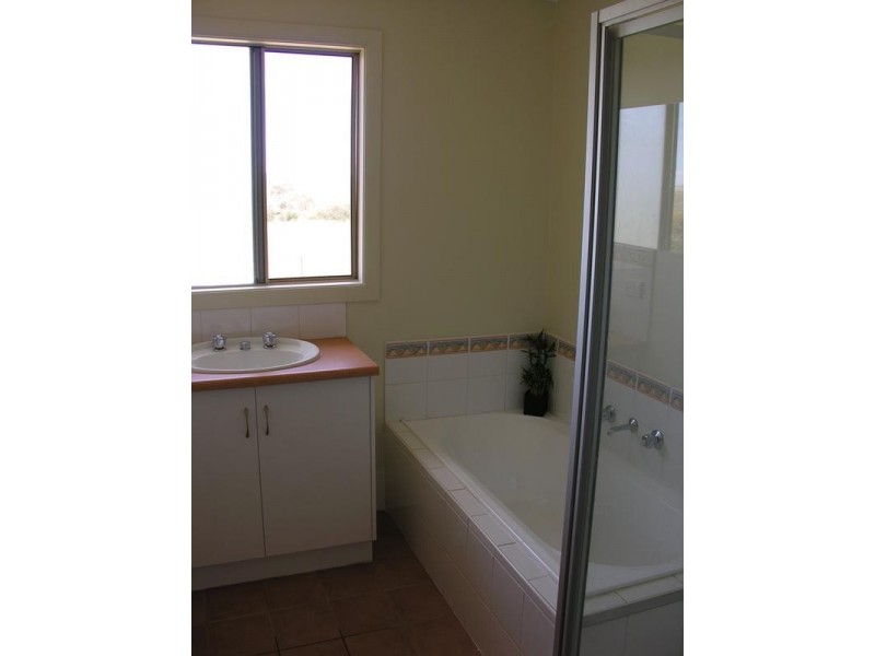 Lot 2,  Princes Highway, Kanmantoo SA 5252