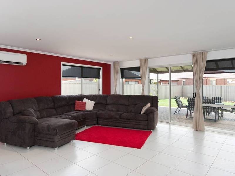 24 Tate Avenue, Mount Barker SA 5251