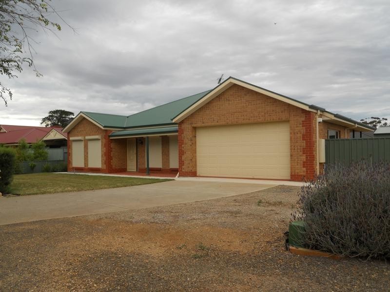 55 Parker Avenue, Strathalbyn SA 5255