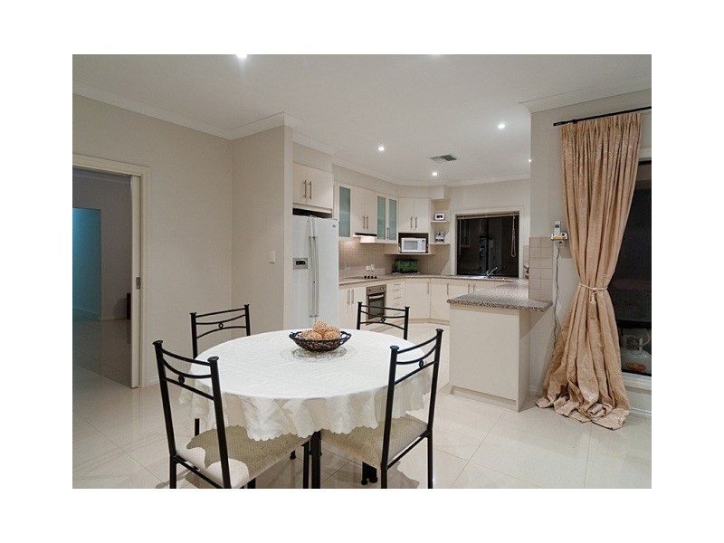 7 Vienna Court, Mount Barker SA 5251