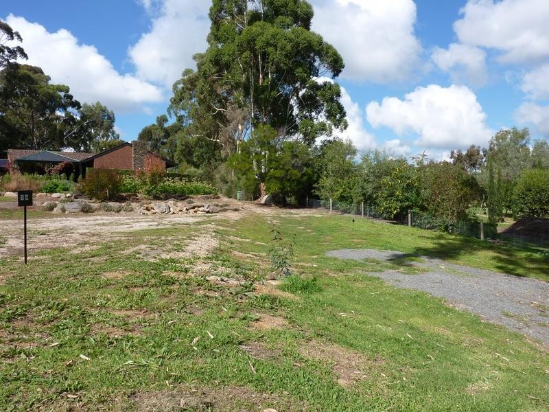 14 Kramm Avenue, Hahndorf SA 5245