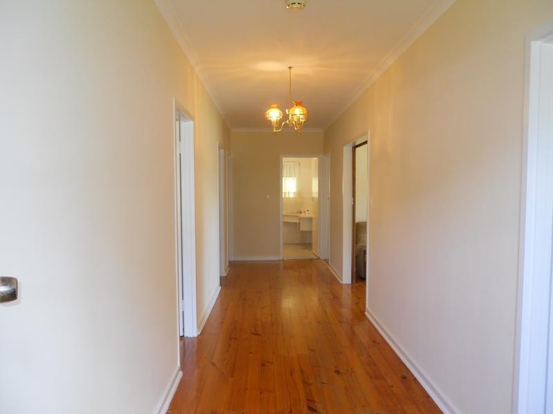 26 Victoria Road, Mount Barker SA 5251