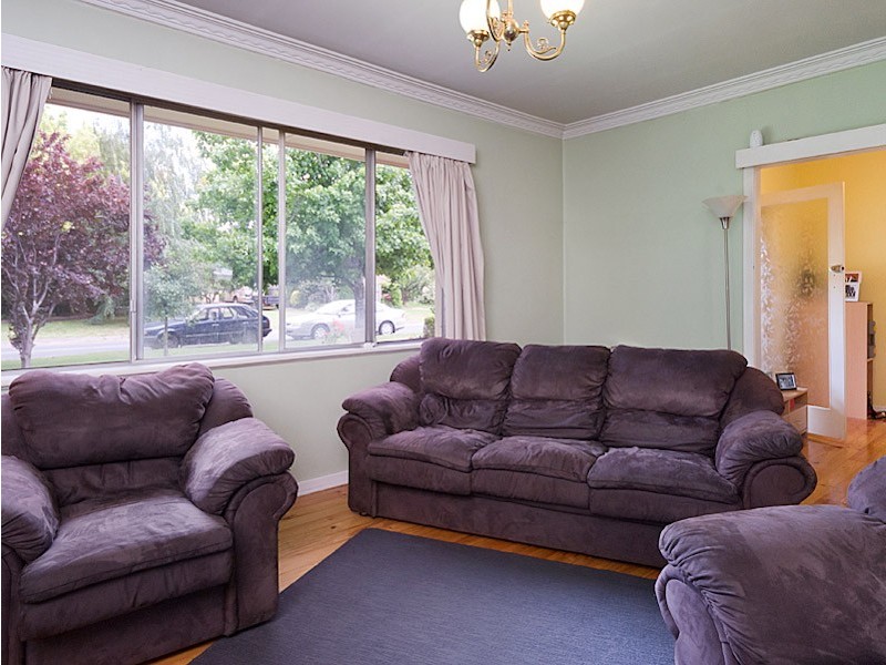 13 Knott Street, Mount Barker SA 5251