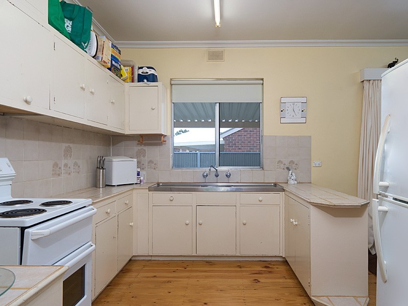 13 Knott Street, Mount Barker SA 5251